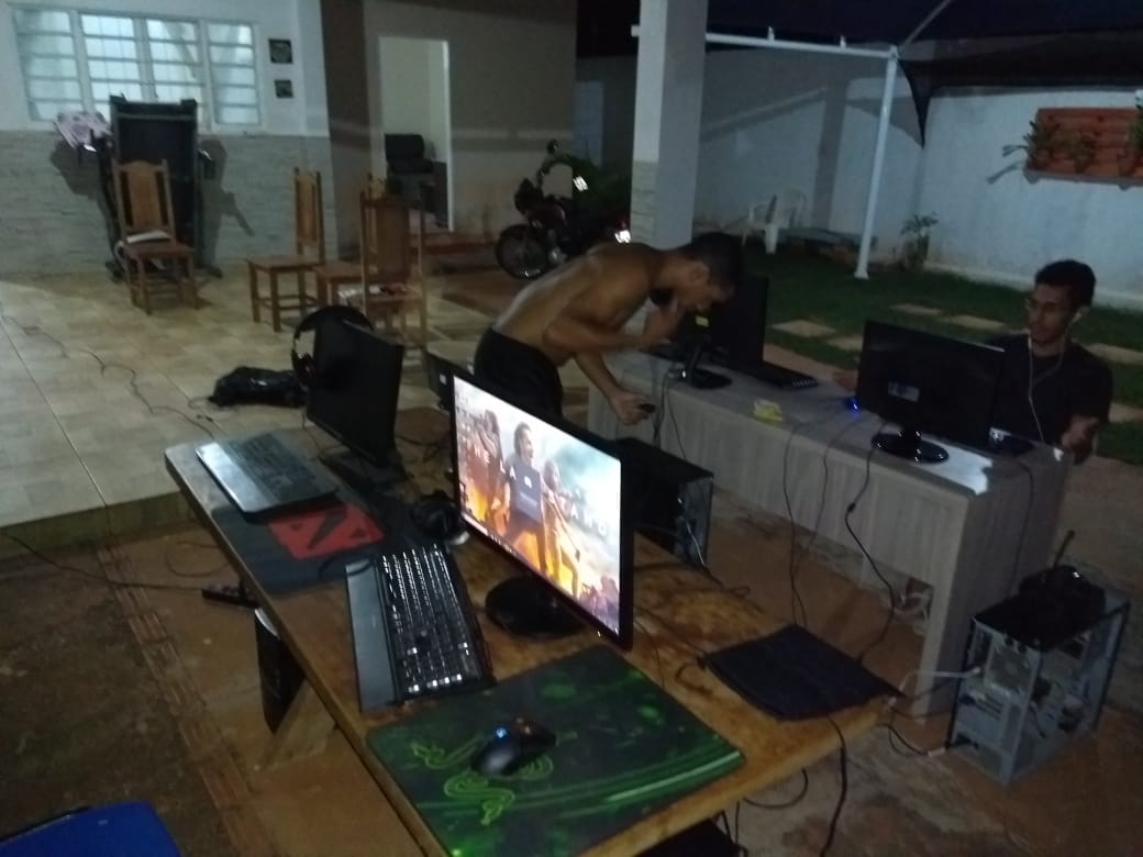 Lan House Day, foto 1